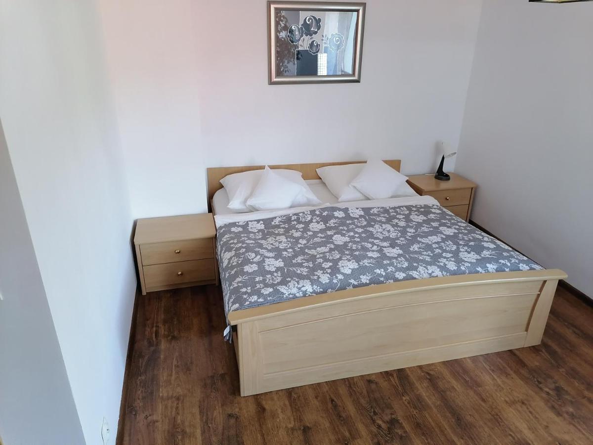Apartamenty Pod Dzikowcem Boguszów-Gorce Eksteriør billede